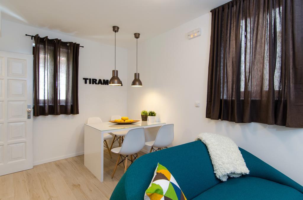 Apartments & Rooms Tiramola - Old Town Trogir Quarto foto