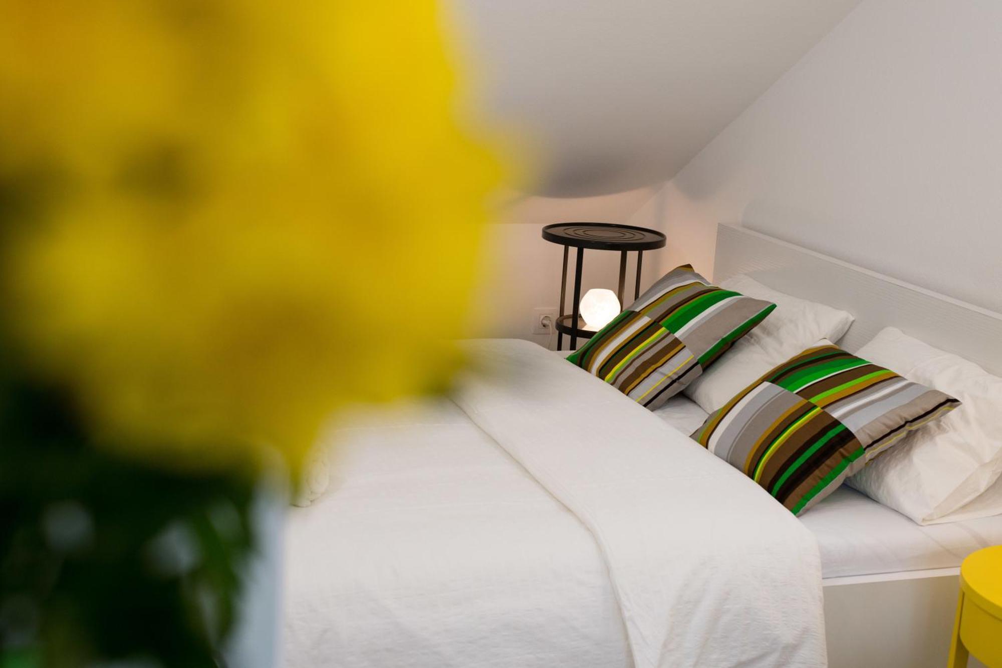 Apartments & Rooms Tiramola - Old Town Trogir Quarto foto