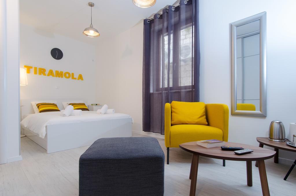 Apartments & Rooms Tiramola - Old Town Trogir Quarto foto